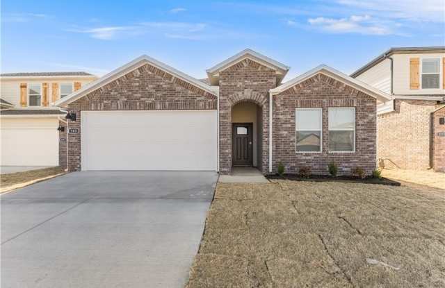 103  S Maroon  AVE photos photos