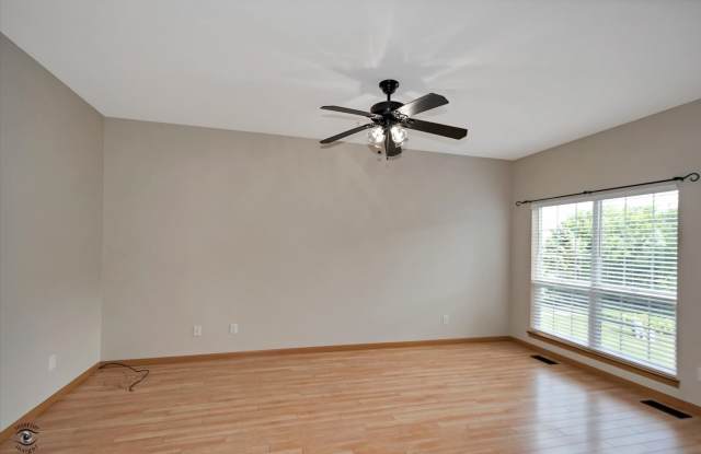 1323 Chestnut Lane Gallery 3
