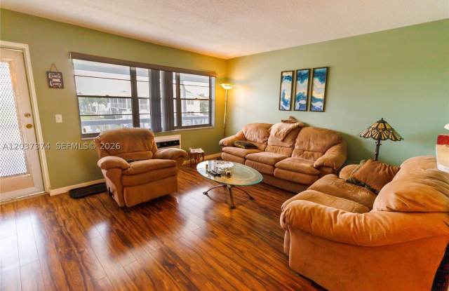 90 Berkshire D Gallery 3