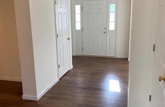 212 Pearl Vista Gallery 2