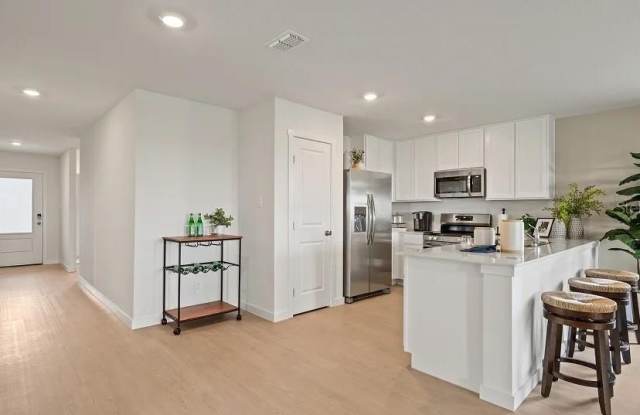 2679 LASSO Loop Gallery 1