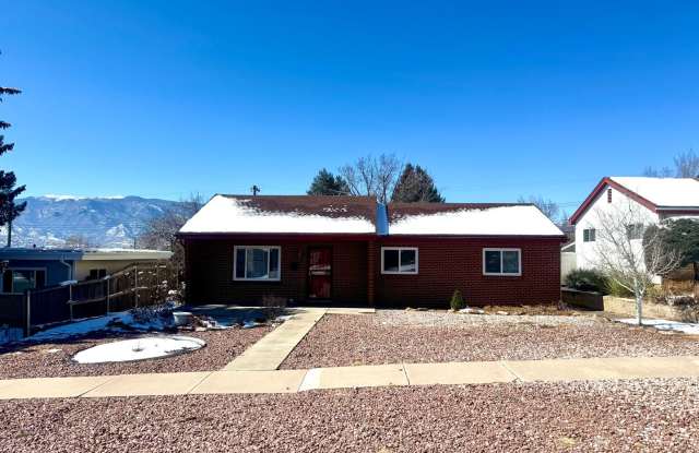 Updated 3 bedroom Centrally Located photos photos