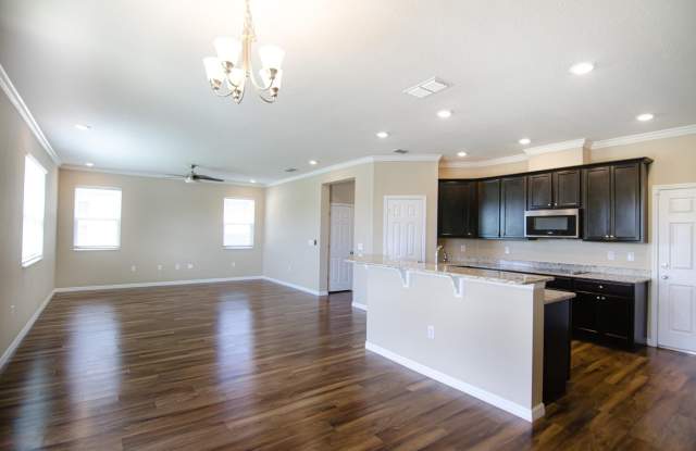 5600 NW Pine Trail Circle photos photos