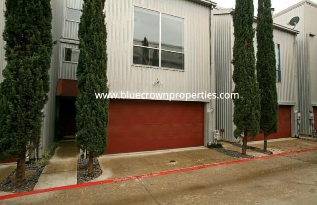2720 Shelby Ave - 2720 Shelby Avenue, Dallas, TX 75219