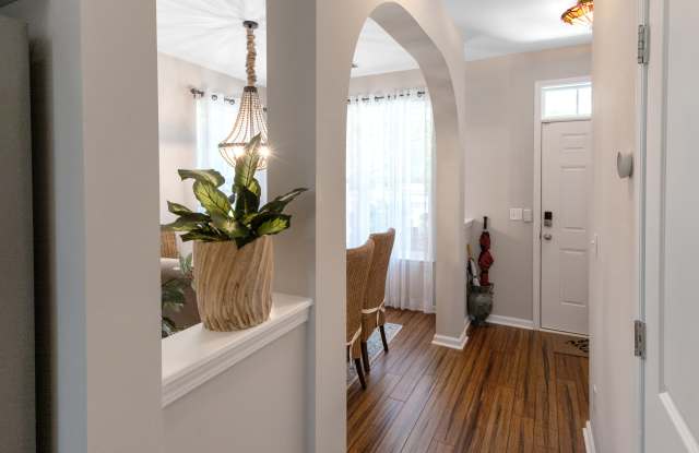 1680 Saint Johns Parrish Way Gallery 2