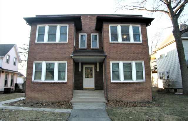 360 S State Street - 360 South State Street, Elgin, IL 60123