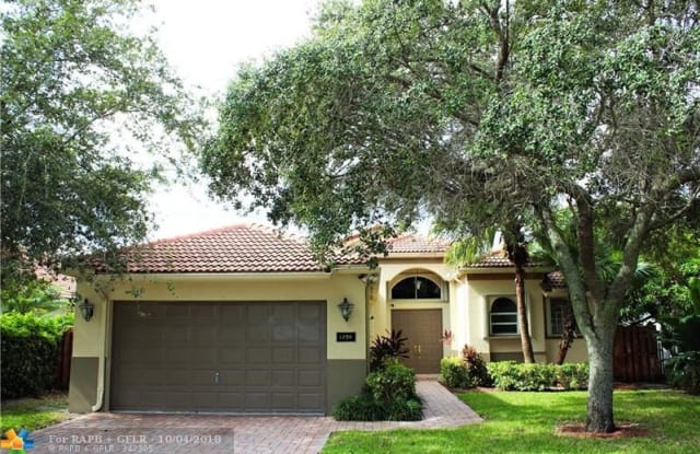 1250 S 13TH AVE - 1250 13th Avenue South, St. Petersburg, FL 33705