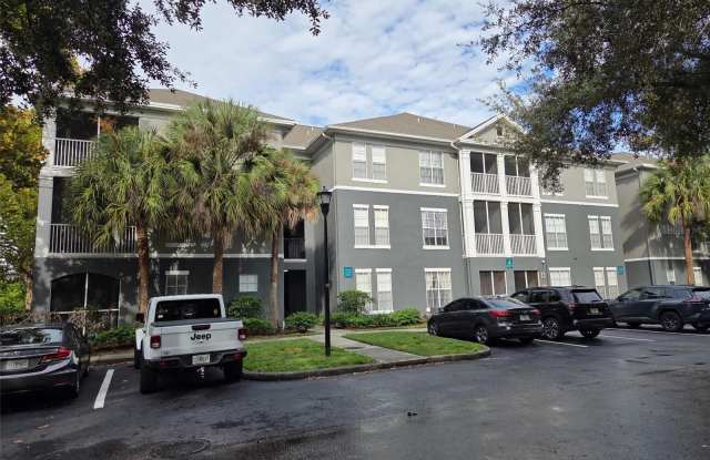 1207 HIGH HAMMOCK Drive Gallery 1