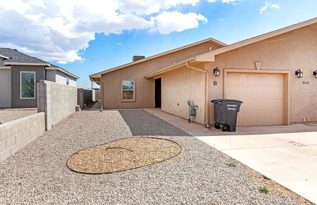 Cute 3 bedroom 2 bath home! photos photos