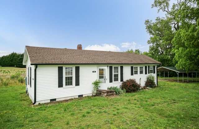 Cozy 1 Bed/1 Bath Home in Zebulon! photos photos