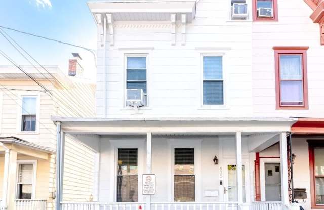 635 CHAMBERS STREET photos photos