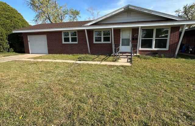 4 Bedroom, 2 Bathroom House with Attached Garage photos photos