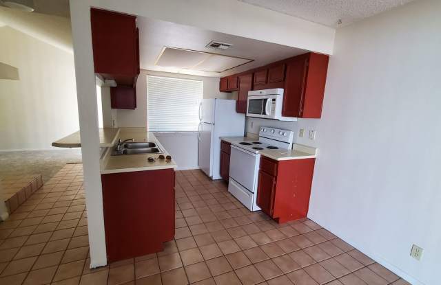 2 Bed 2 Bath Gallery 4