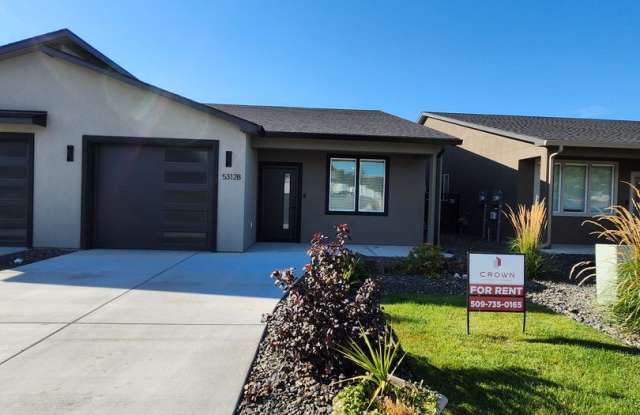 Gorgeous NEW CONSTRUCTION! w/Smart Home Technology, Washer & Dryer Included! Gallery 1