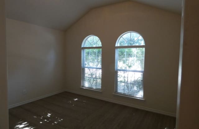 8729 Gaines Drive Gallery 3