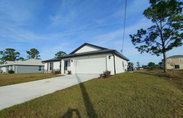 3013 NW 20th Pl Gallery 2