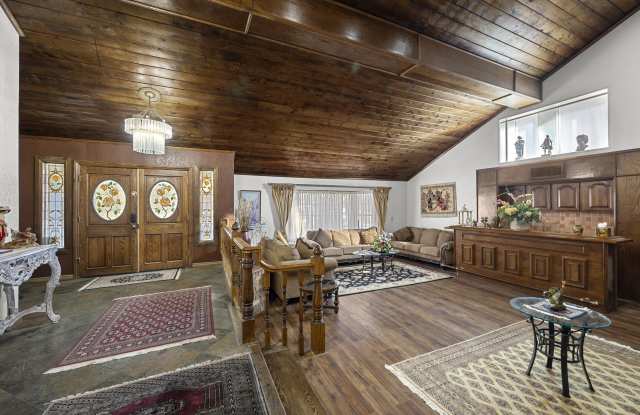 3969 Royal Viking Way - 3969 Royal Viking Way, Paradise, NV 89121