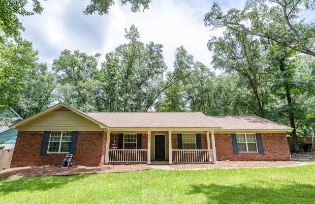 4 Bed / 2 Bath in Killearn! photos photos