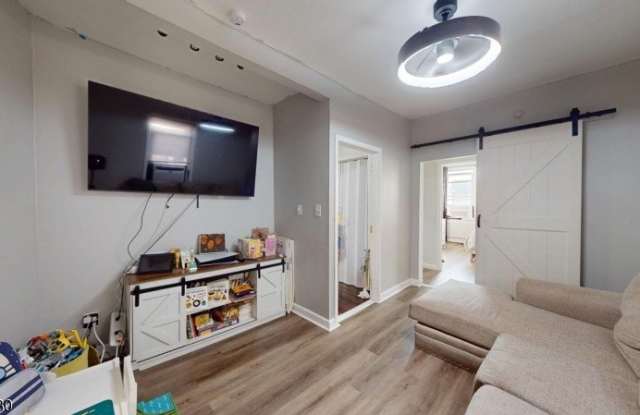 277 West 2nd Ave photos photos