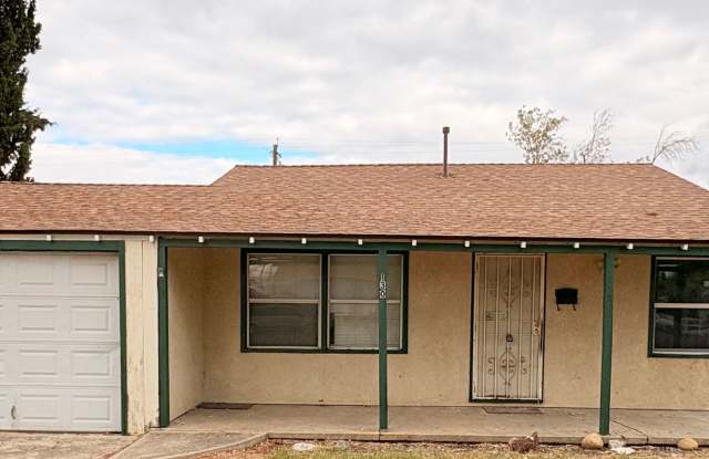 2 WEEKS FREE RENT January Special - Beautifully Remodeled 2 Bed, 1 Bath Home! photos photos 2 WEEKS FREE RENT January Special - Beautifully Remodeled 2 Bed, 1 Bath Home! photos photos