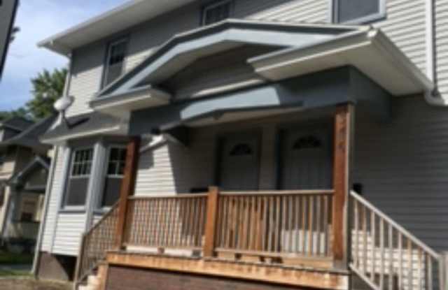 348 Clay Ave. Gallery 1
