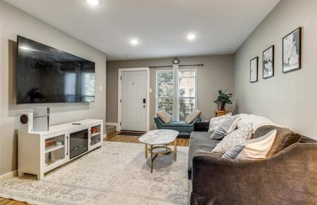 4020 Holland Avenue - 4020 Holland Avenue, Dallas, TX 75219