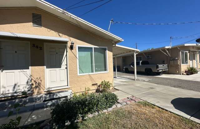 2 bedroom 1 bathroom duplex Vacaville photos photos