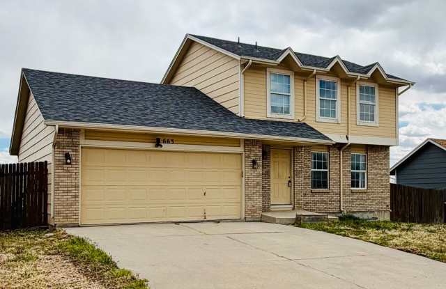 Colorado Springs Home with Basement and Fenced Yard! 4 beds and 3.5 Bath photos photos