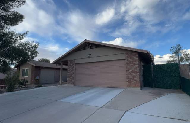 Beautiful 4 Bedroom 3 Bathroom House For Rent-Available now! Gallery 3