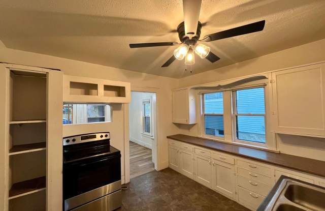 3 Bed 1 Bath Single Family Home in Wausau photos photos 3 Bed 1 Bath Single Family Home in Wausau photos photos