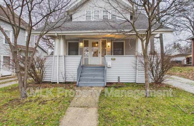 1159 Carey Ave photos photos