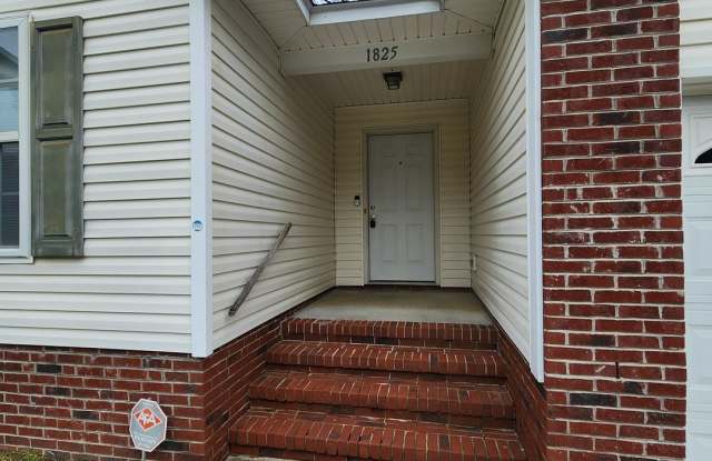 MALLARD CREEK Gallery 3