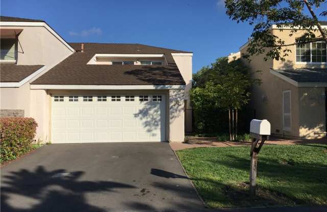 22627 Lakeside Lane Gallery 2