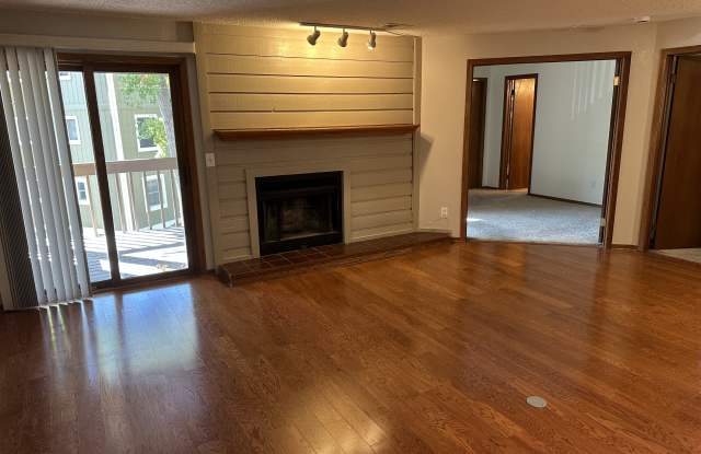 2960 Shadow Creek DriveUnit 102 photos photos