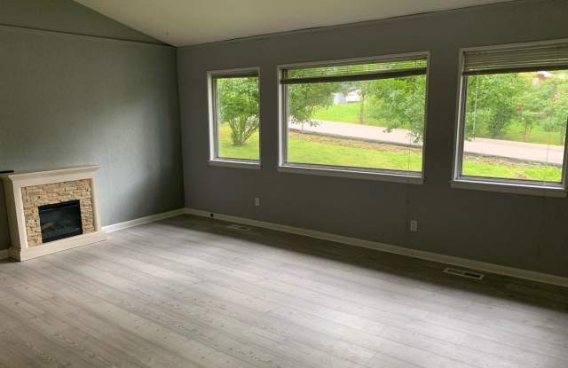 Cozy 2 bedroom / 1 bath home in the middle of Fairfield Glade Gallery 3