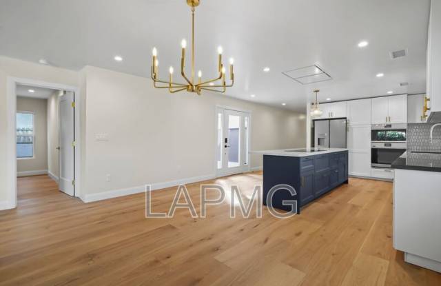 4762 E. Charters Avenue photos photos