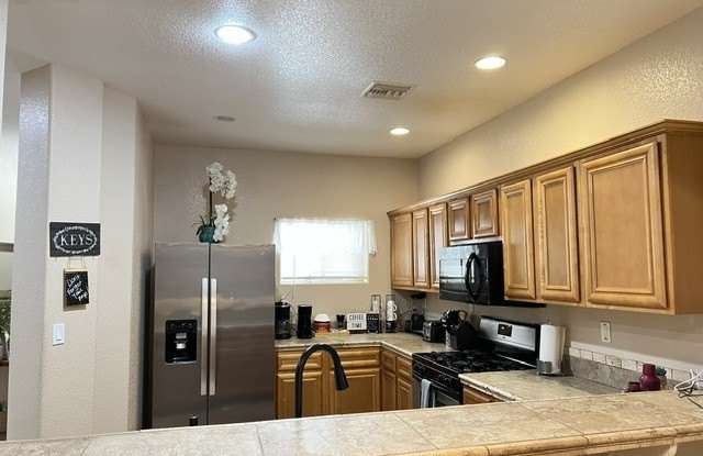 2424 Stonebridge Drive Gallery 4