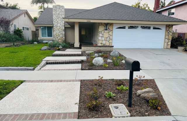 Stylish Single-Story Living in Coveted South Coast Metro photos photos