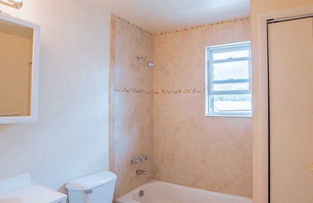 New Windsor Gardens photos photos