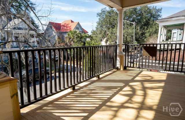 210 W 41st Street photos photos