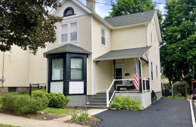 14 Parry Avenue - 14 Parry Avenue, Highland Falls, NY 10928