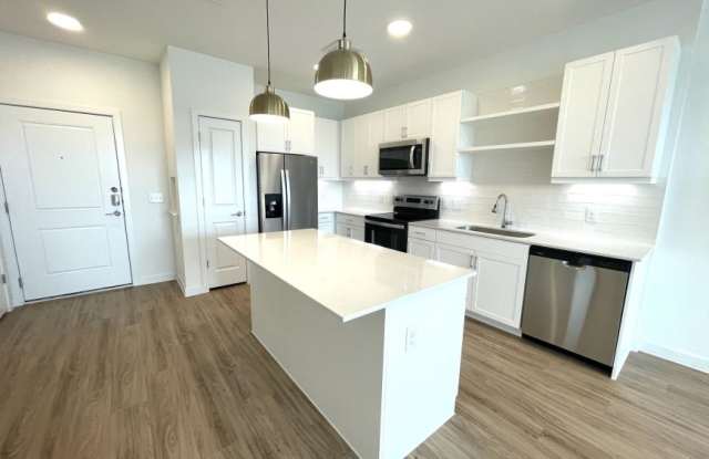 1101 Abbeyglen Castle Dr. photos photos