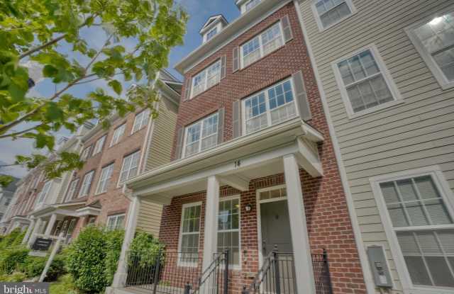 14 MERIDIAN LANE photos photos