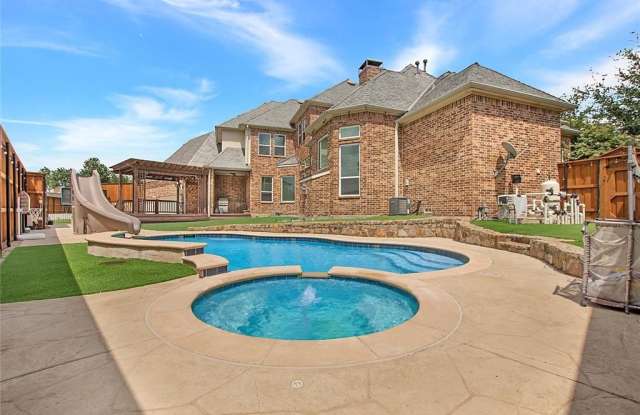 4501 Redwood Court - 4501 Redwood Court, Irving, TX 75038