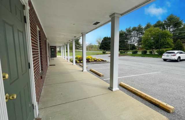 2301 W MOUNT HARMONY Road Gallery 3