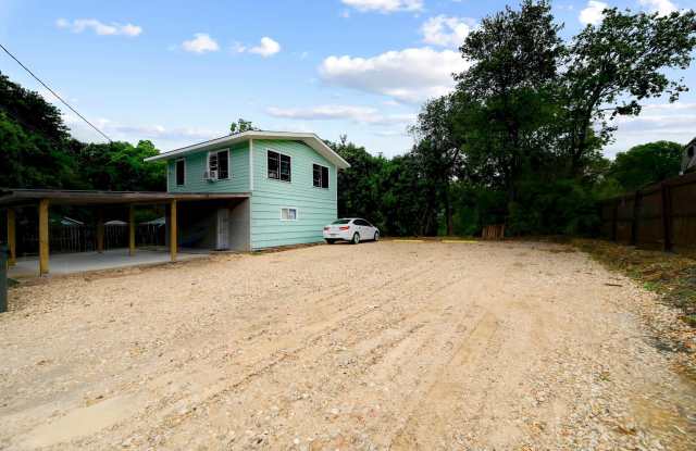 107 Meiners St photos photos