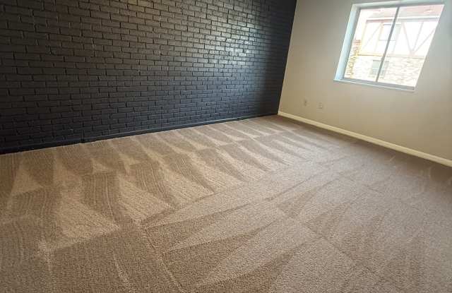 171 Churchill RoadApt. C Gallery 2
