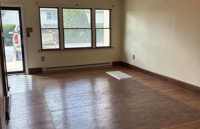 16 Catalpa Court - 1 Gallery 4