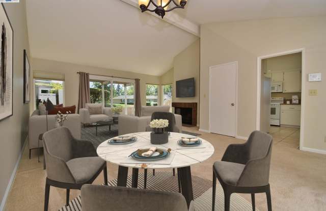 2001 Rancho Verde Cir Gallery 4