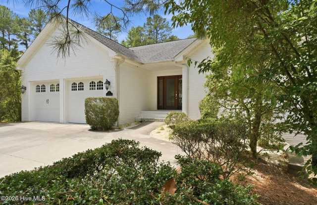25 Kingswood Circle Gallery 2